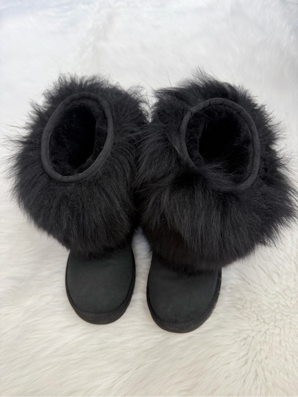 Ugg Black Faux Fur Booties Sz 6